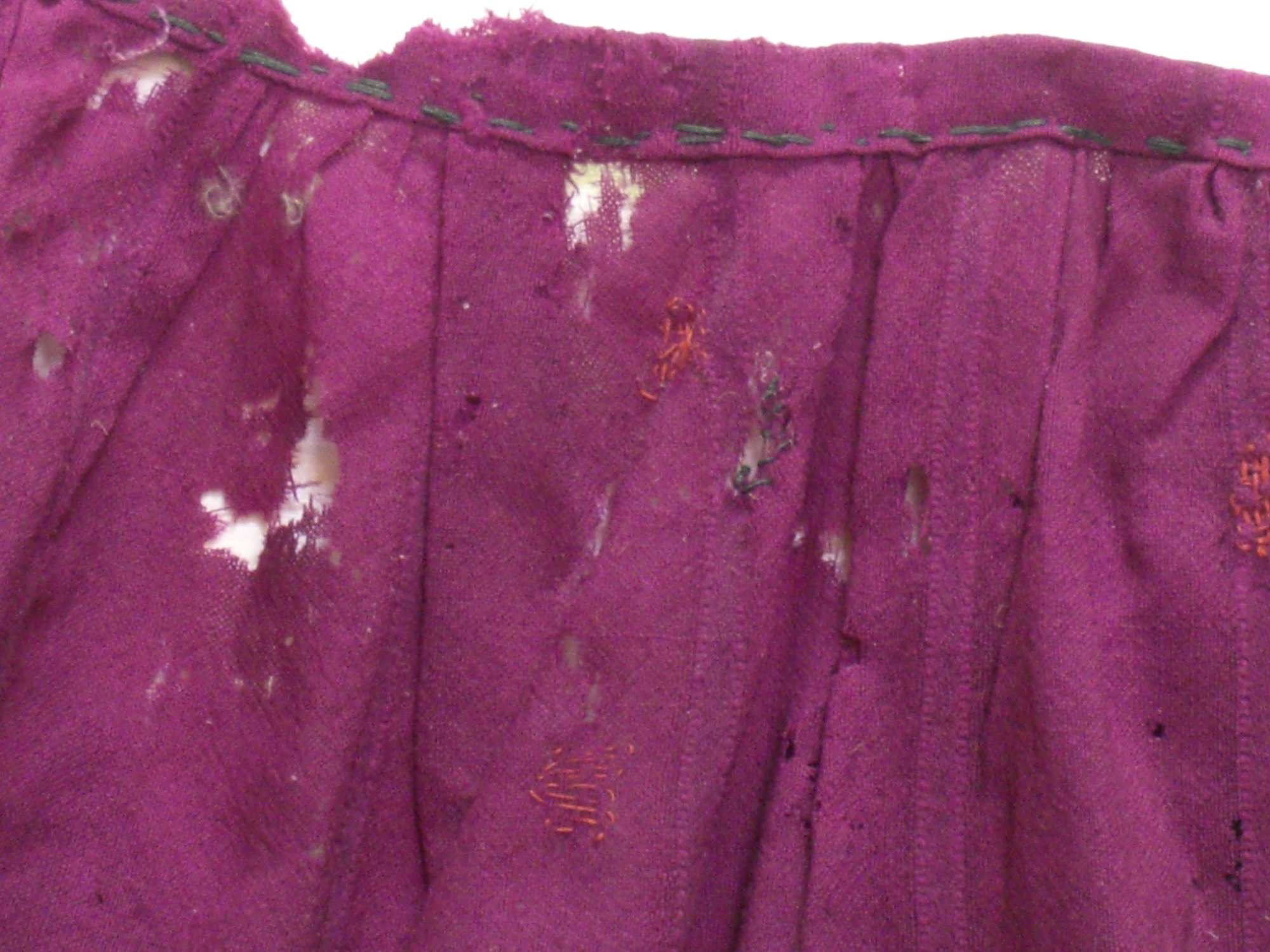 Particolare della sottogonna